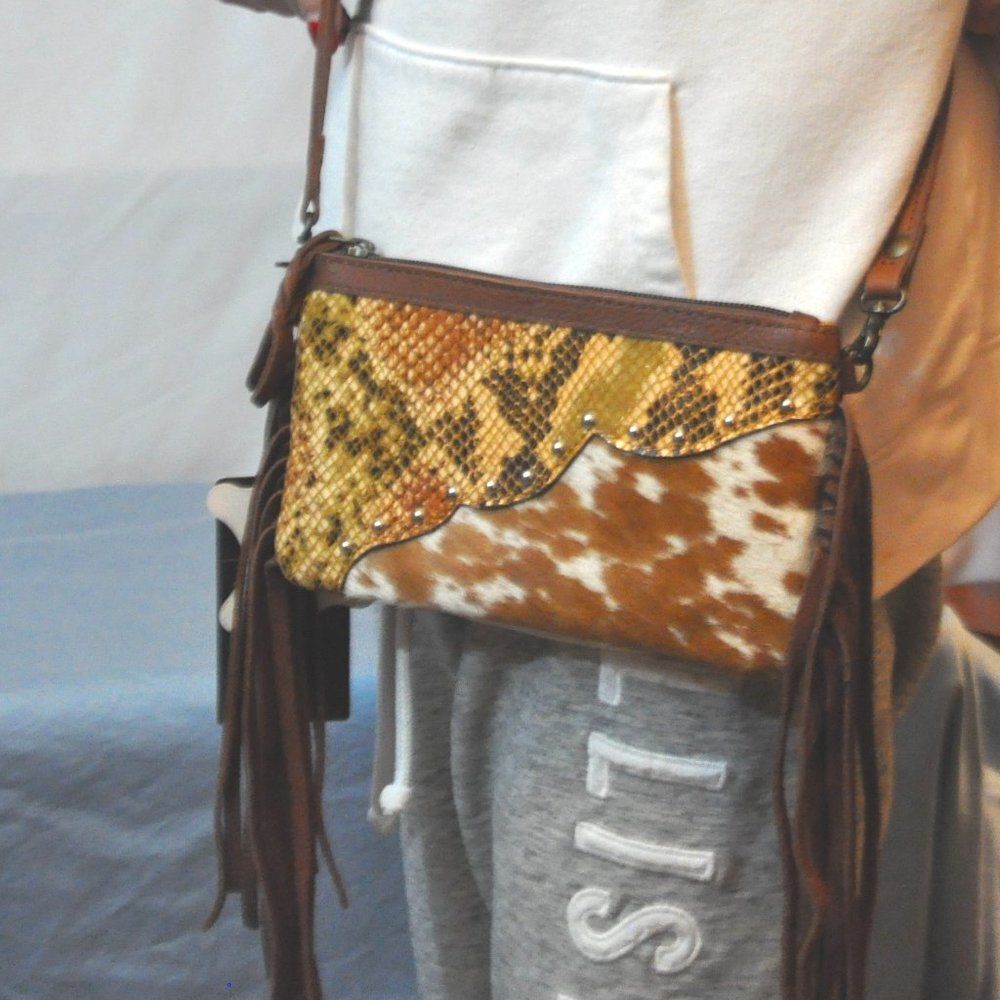 American Darling Brown and Gold Crossbody Bag - Picture 2 of 16